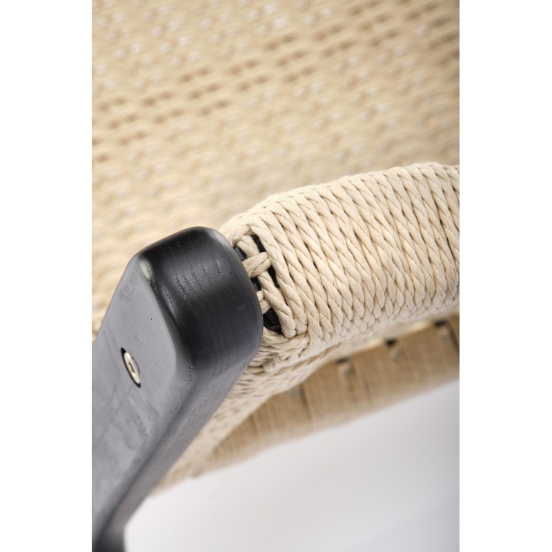 Minimalistyczny fotel wypoczynkowy Ember czarny/naturalny