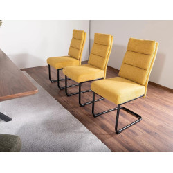 Eleganckie krzesło tapicerowane Berry Brego czarny stelaż/curry 68