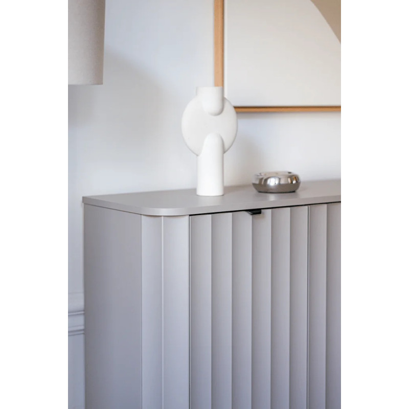 Komoda NOVADO – 1 w stylu nowoczesnym i minimalistycznym