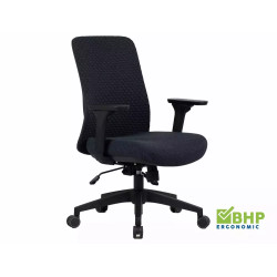 Fotel obrotowy Q-744 czarny