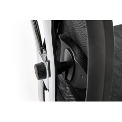 Fotel obrotowy gabinetowy VIXOR OFFICE BLACK czarny