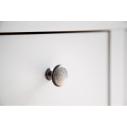 Komoda trzydrzwiowa z szufladami OLE Biały Mebelbos