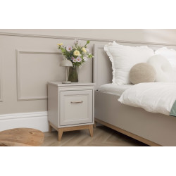 Łóżko z pojemnikiem 140x200 Windsor W17 Jarstol