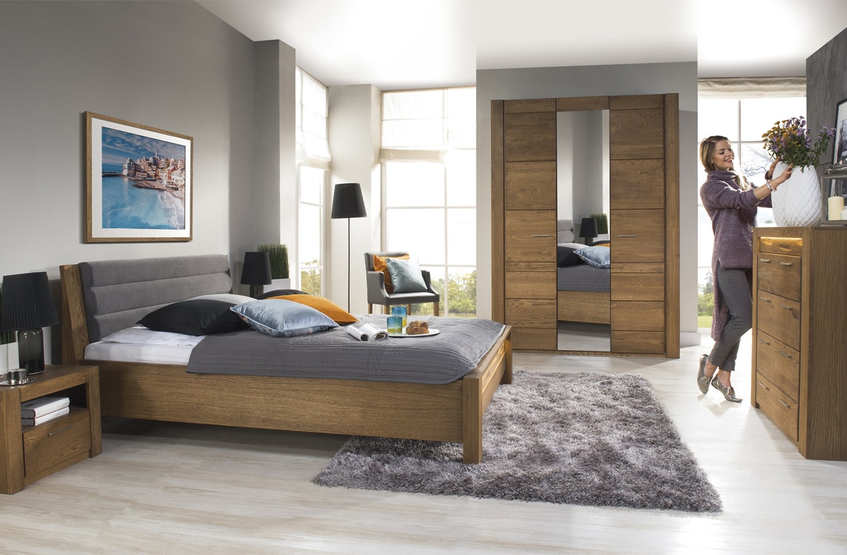 nowoczesne meble do sypialni z jasnego drewna velvet